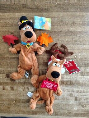 WARNER BROS. STUDIO STORE 1999 Scooby-Doo I Believe 1999 Scooby Doo Pilgrim Bean